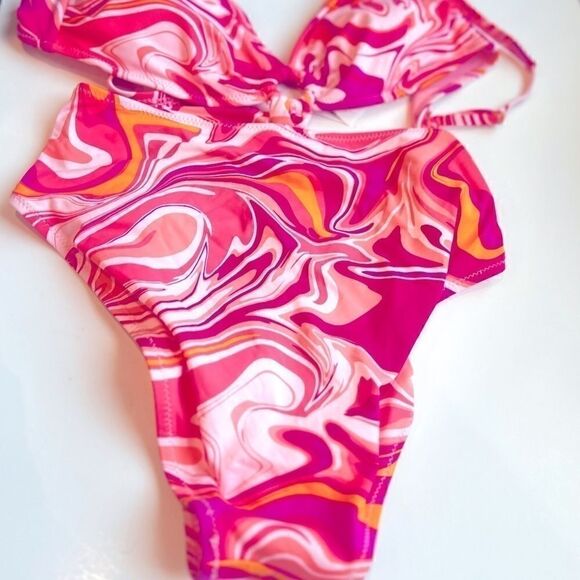 JESSICA SIMPSON Women's Good Vibrations O-Ring One-Piece Swimsuit multi M - Picture 7 of 10